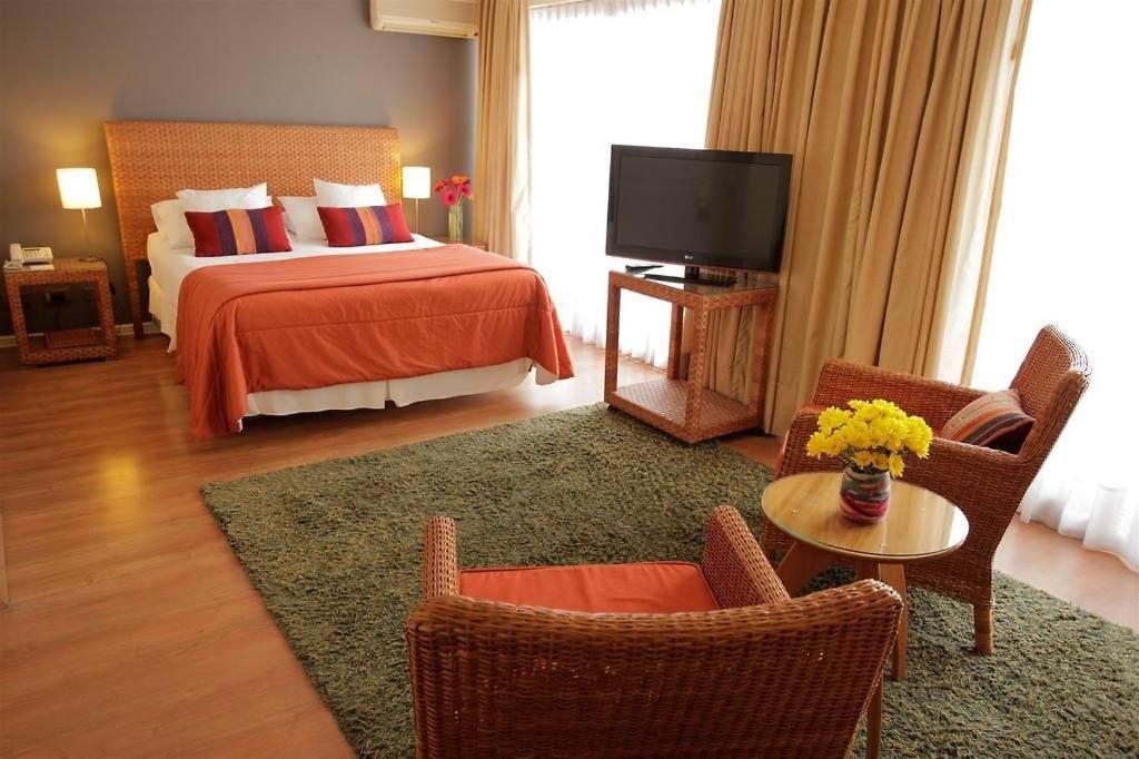 Suites El Golf San Sebastian 2711 Las Condes Сантяго Екстериор снимка